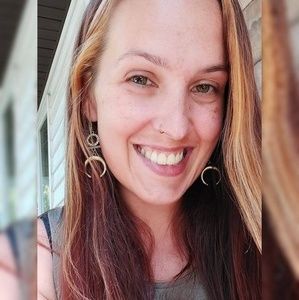 Meet your Posher, Denielle